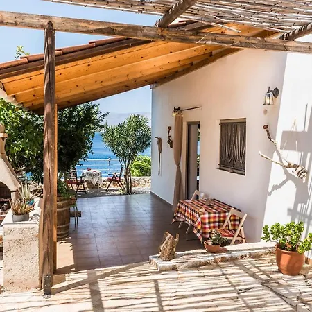 House With Private Place To Swim, Solitary View *